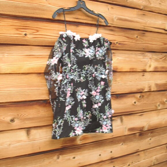 NWT Elliatt Gaia Black Floral Mini Dress Size L - Picture 6 of 15